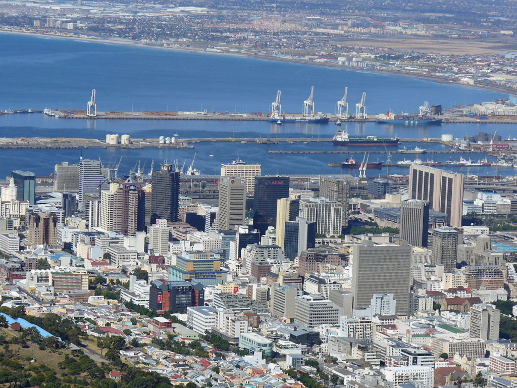 Central Cape Town from Lions Head. January 2007. Author Andrew Massyn