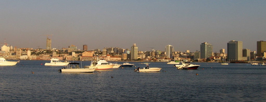 Bay of Luanda (view from Island of Luanda), Angola. June 2008. Author: Paulo César Santos