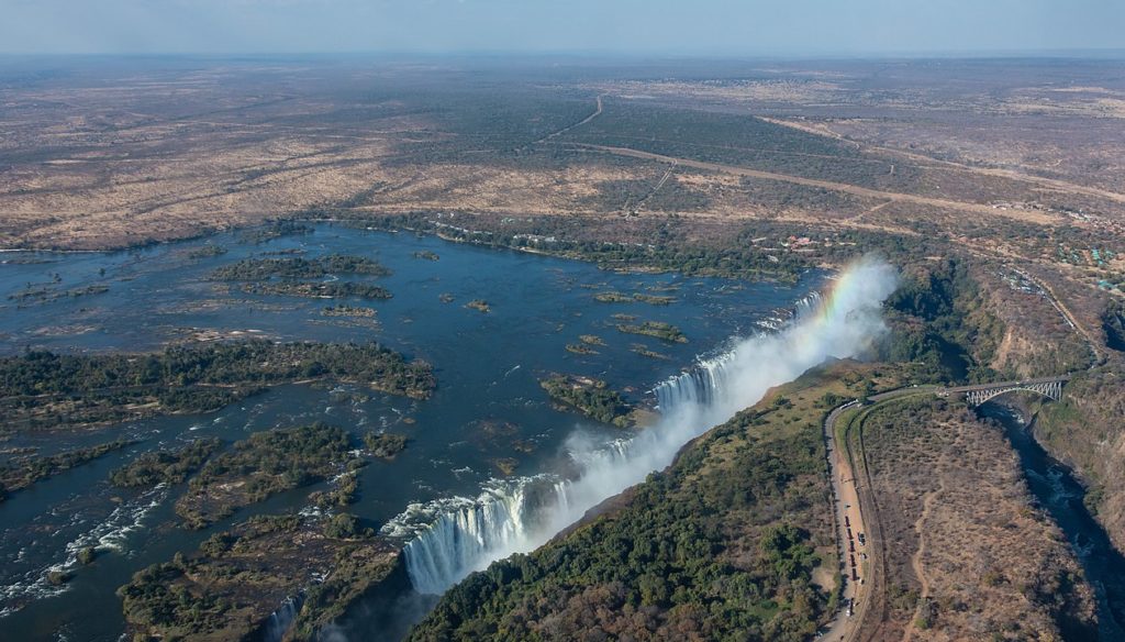 Victoria Falls, Zambia-Zimbabwe. Diego Delso, delso.photo